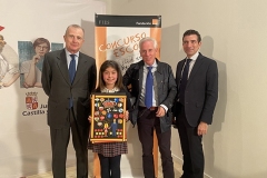 La ganadora de  Castilla y León 2022 con Autoridades
